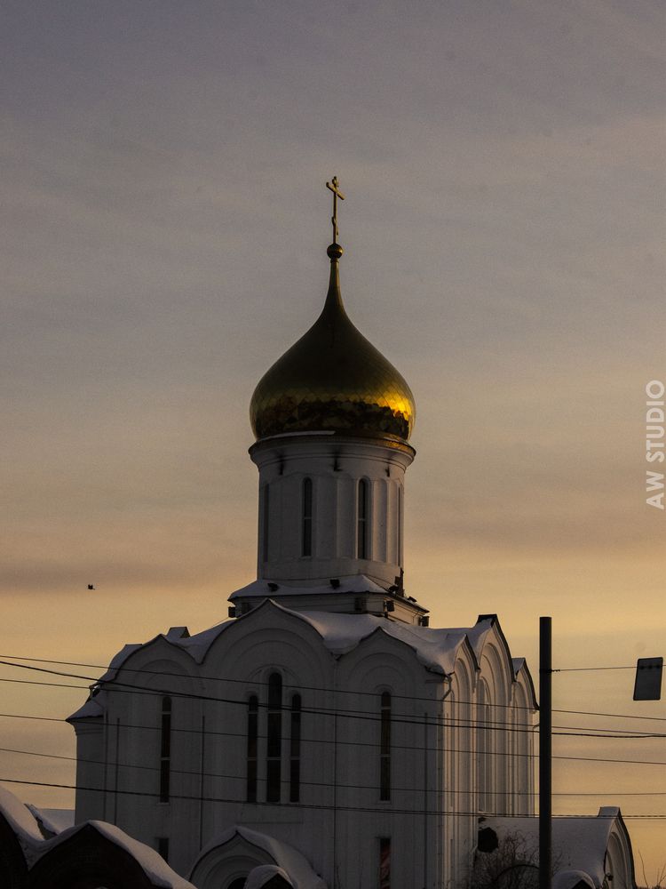 Золото на пастели