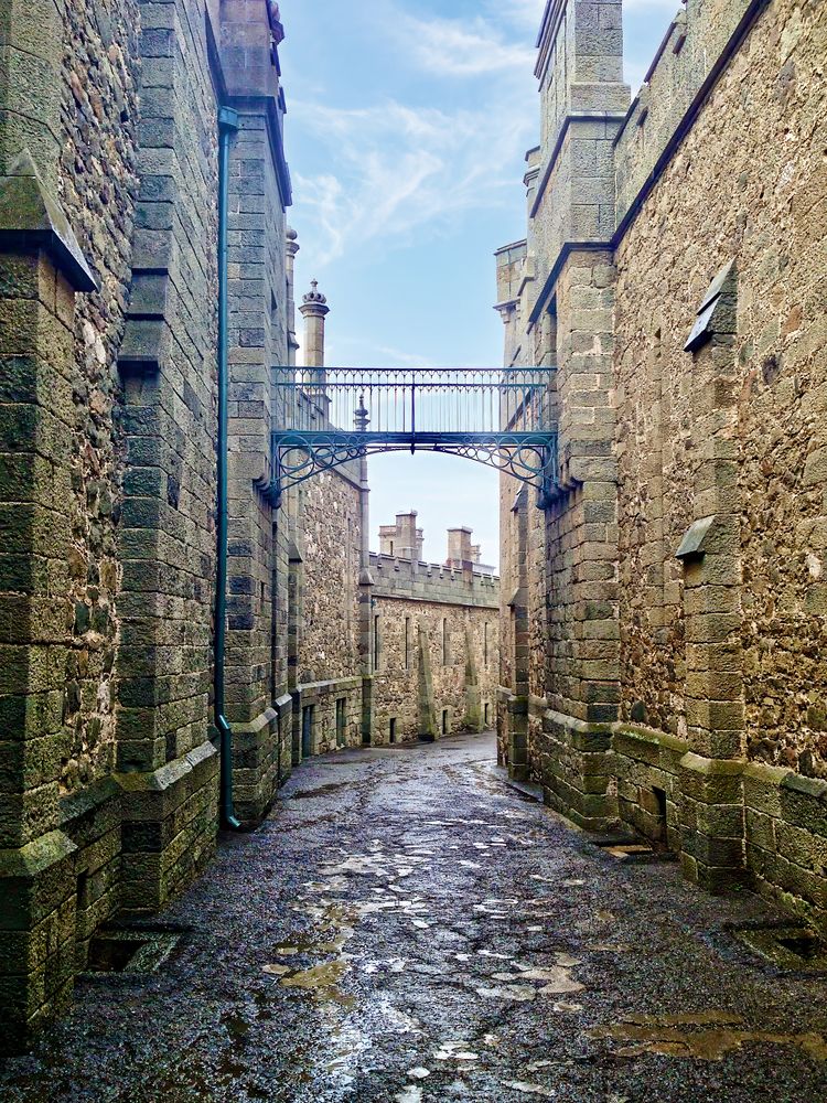 Мостик в Юсуповском дворце. Крым.