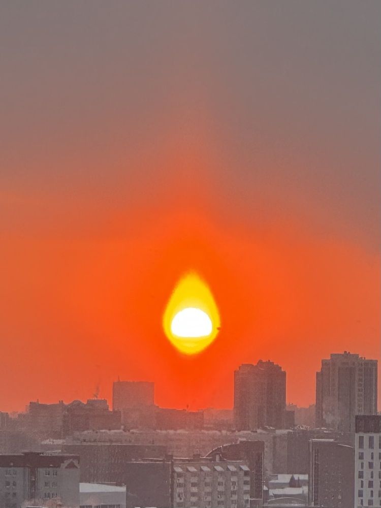 рассвет над городом