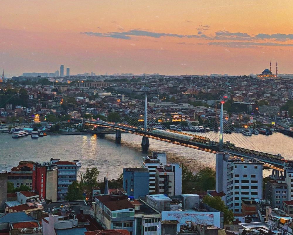 Фотография автора Евгения Никишина