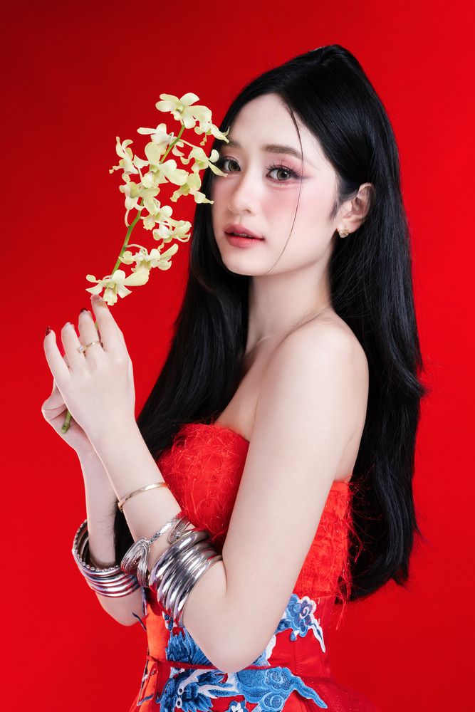 Photograph by Quân Bàng