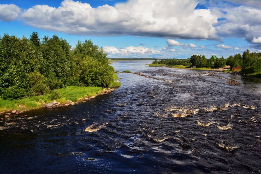 На Шуе реке.
