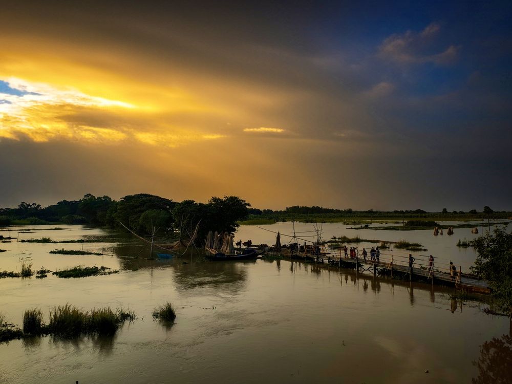Days in flood