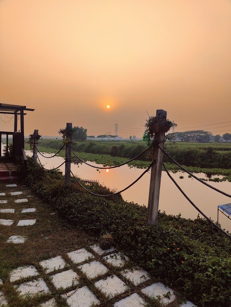 Photograph by Neel Bonna