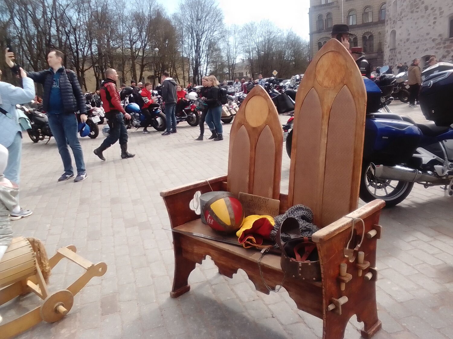 Photo #13435656