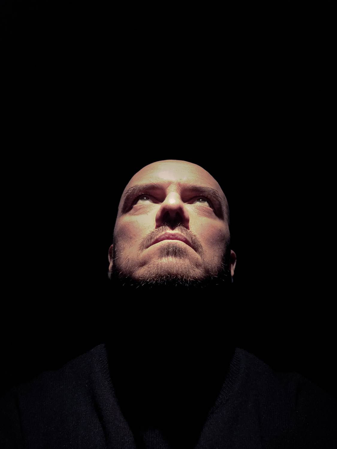 Автопортрет в туалетной кабинке