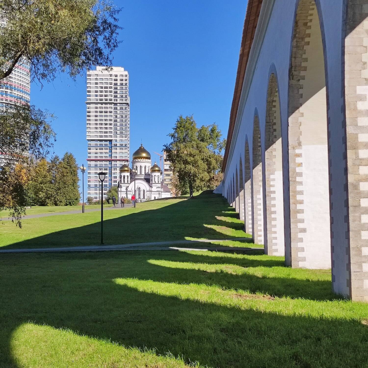 Тень от акведука