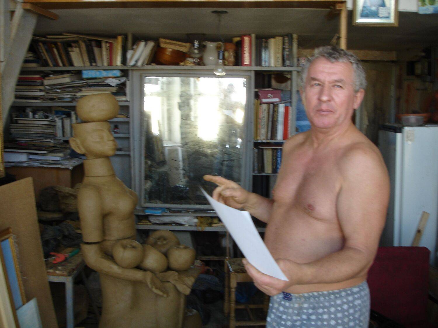 Мужской портрет. Скульптор керамист В.Г.Шабалин