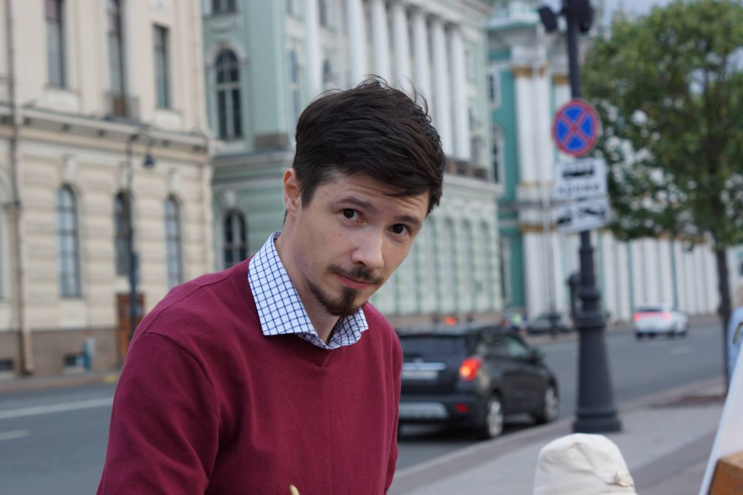 Художник на набережной