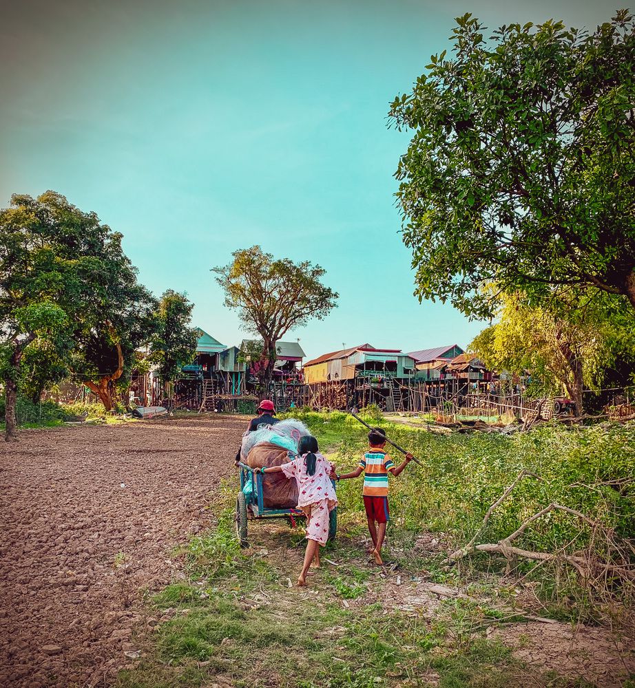 Photograph by Mustafa Akseli