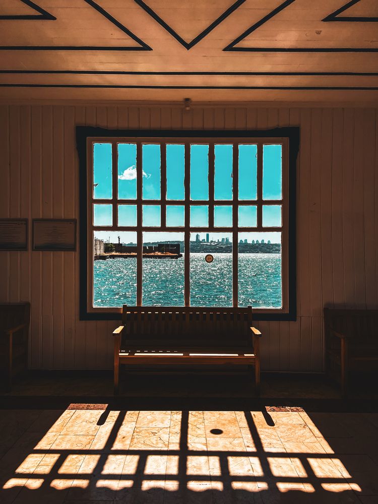 Photograph by Mustafa Akseli