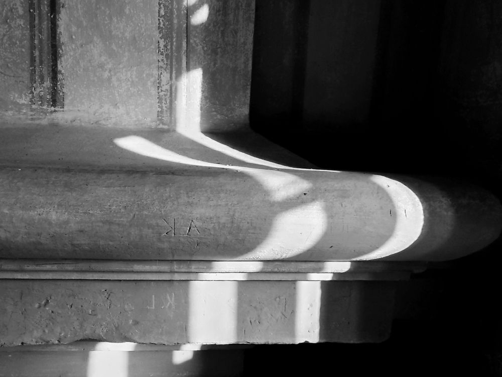 Light snakes