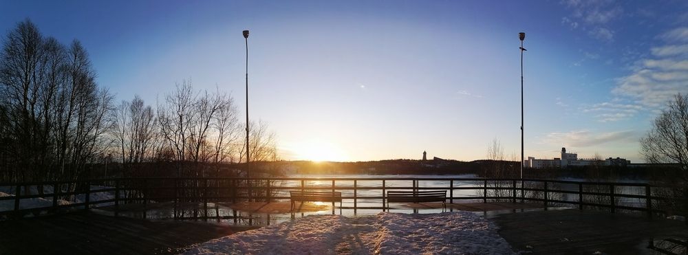 Семёновское озеро, набережная в Мурманске