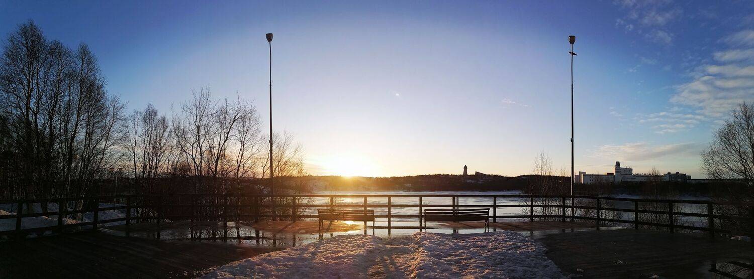 Семёновское озеро, набережная в Мурманске