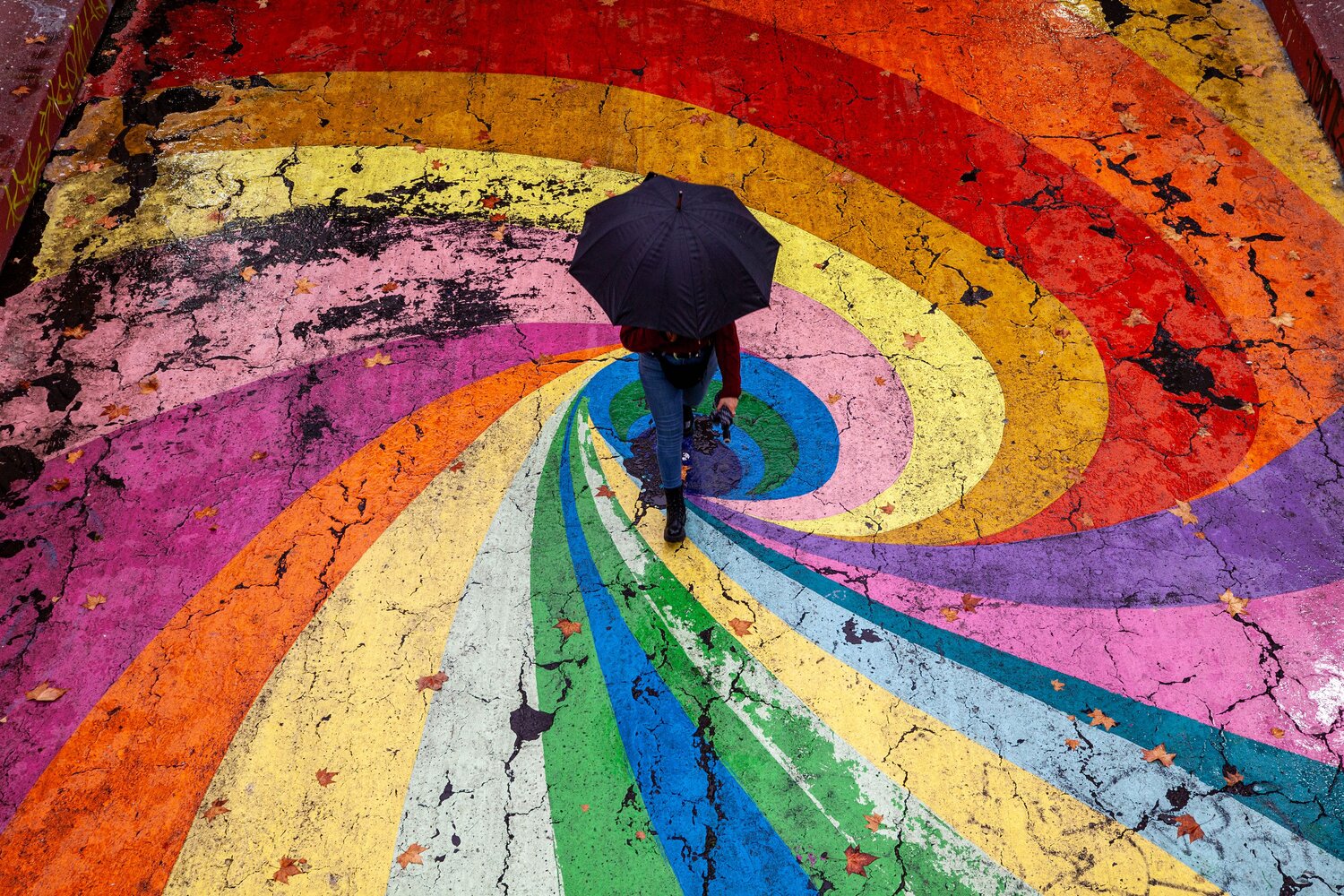 COLORES BAJO LA LLUVIA