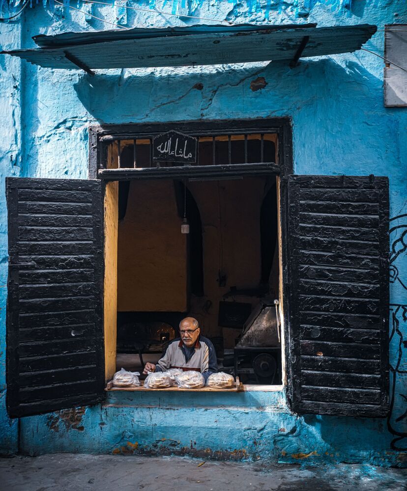 A window onto simple livelihoods
