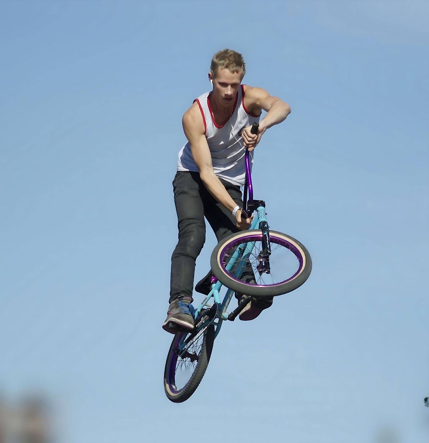 Photo #13477208