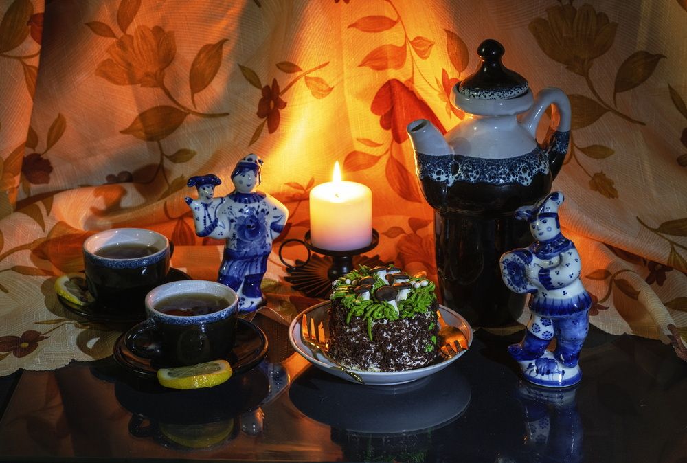 Вечернее чаепитиес тортиком \"Сказка\"