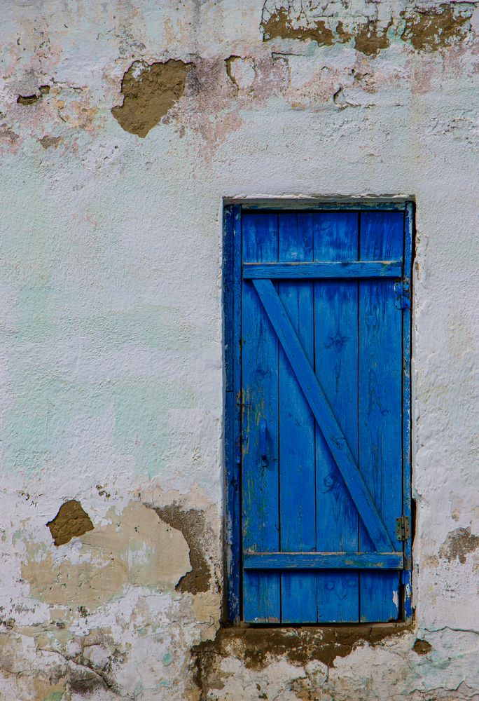 Синяя дверь