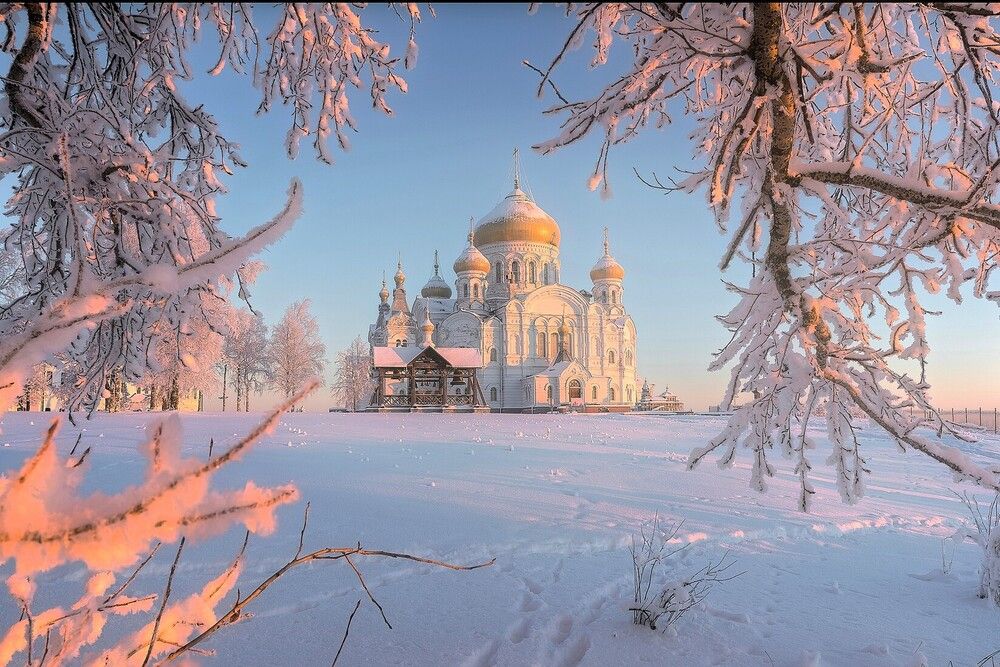В лучах рассвета
