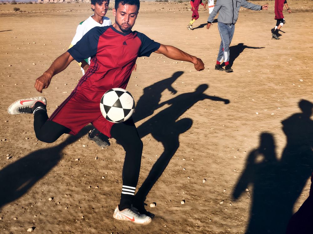 ركلة نحو الحلم