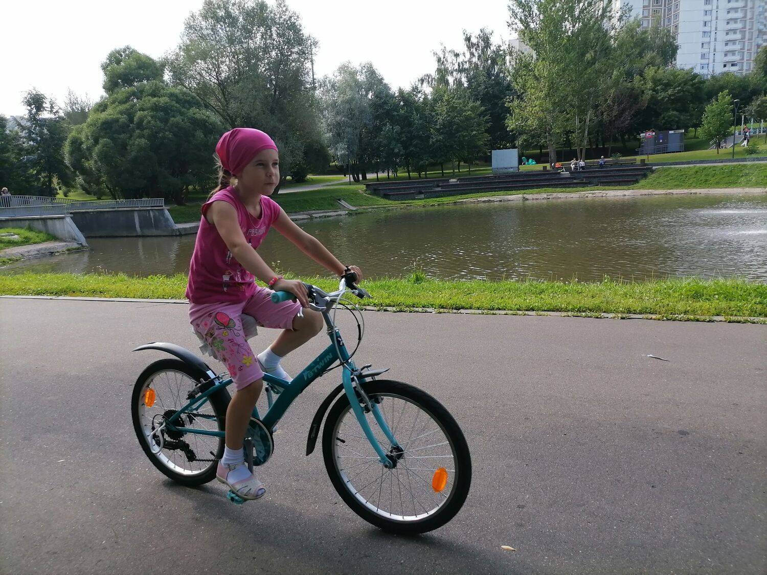 Детство в движении на велосипеде. Детство в движении на велосипеде.