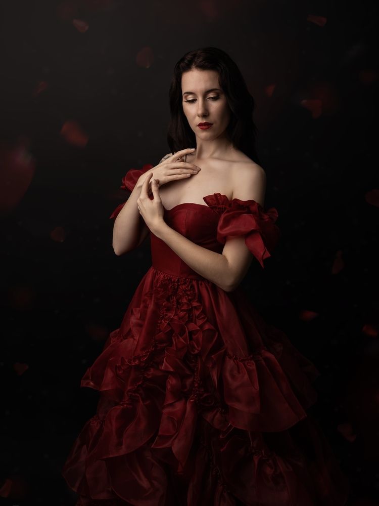 Lady in red