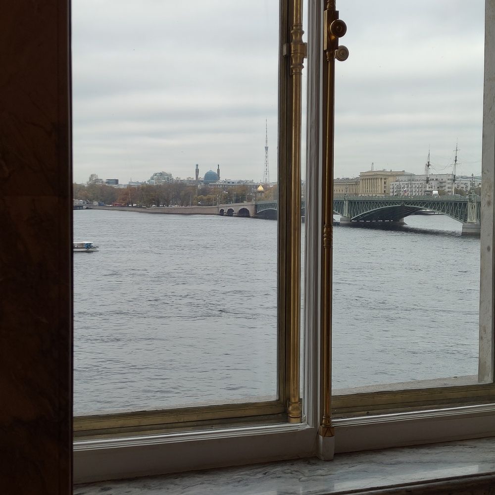 Вид из окна Мраморного дворца