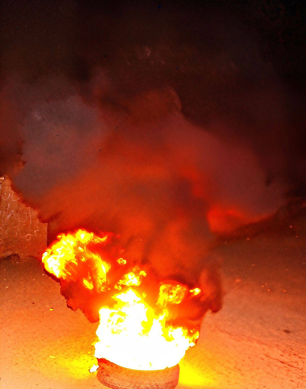 The flame sparks are burning