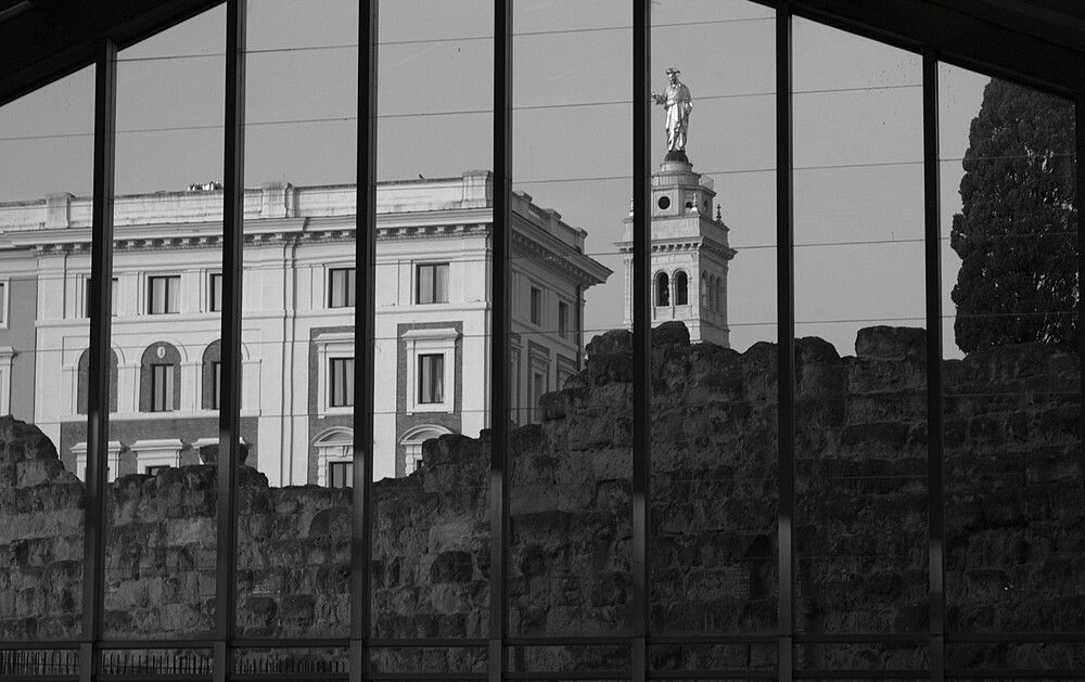 Photograph by Daniele Maggi