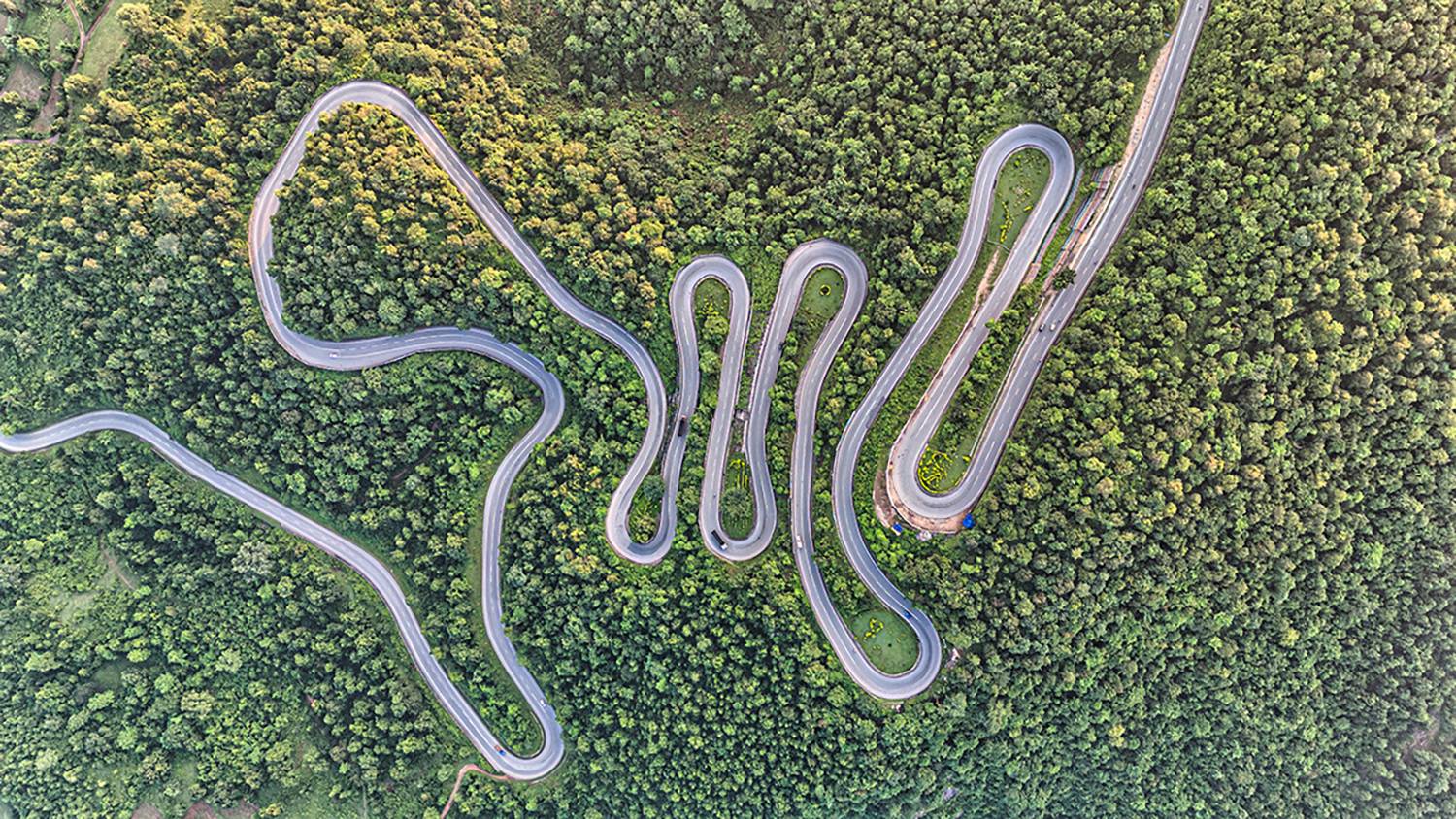 A Road That Flows Like a River A Road That Flows Like a River