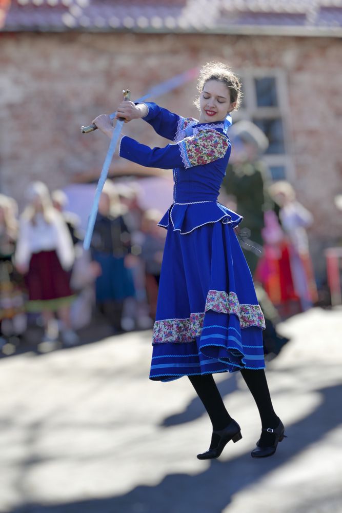 Казачка (The Cossack)
