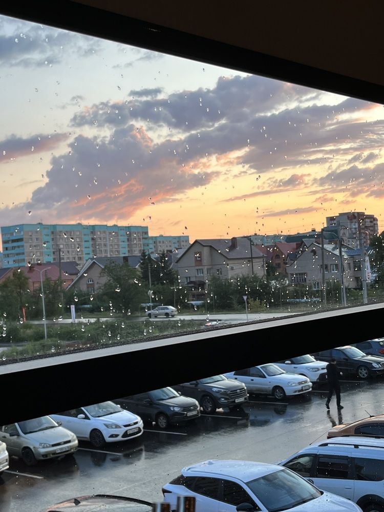 Город за окном