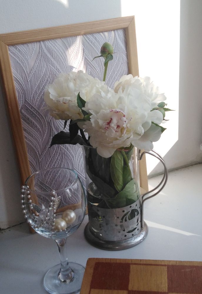Утренний этюд с пионами / Morning Sketch with Peonies
