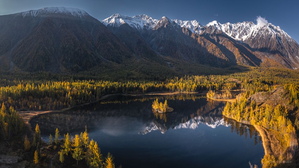 Photograph by Mark Devender