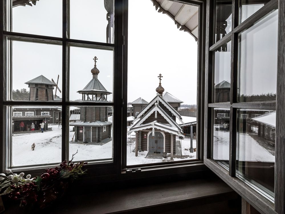Photograph by Pavel Koliadin