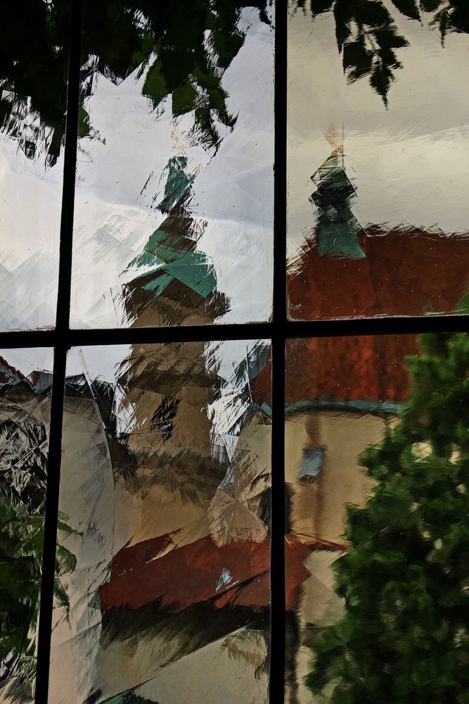Graz, Austria, сквозь старинное стекло.