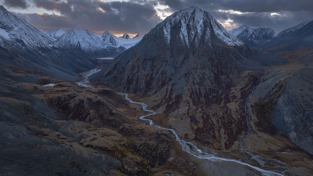 Photograph by Roman Vorobyev