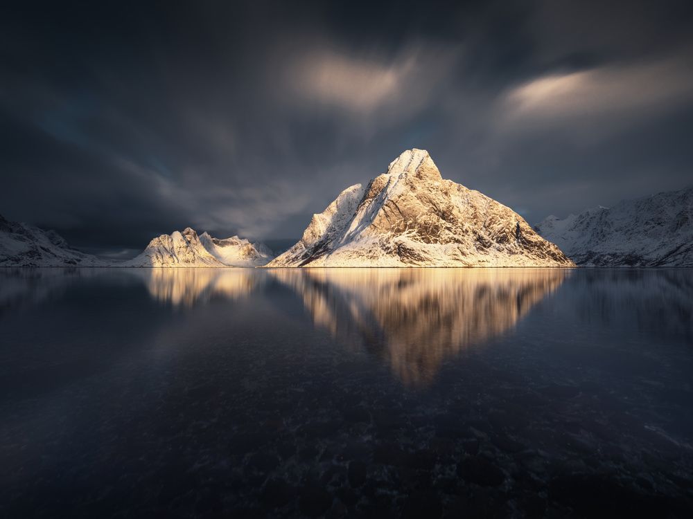 lofoten peaks