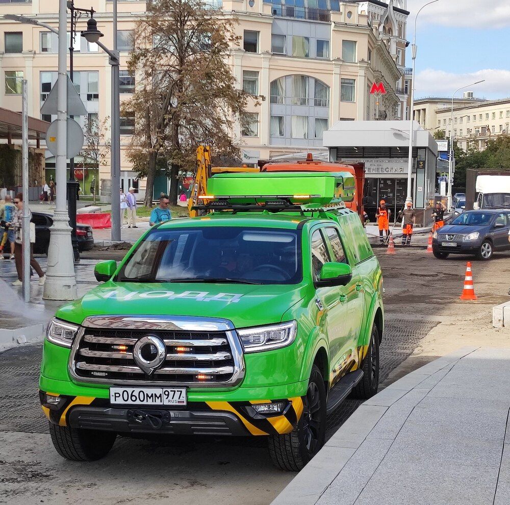 Зелёное авто