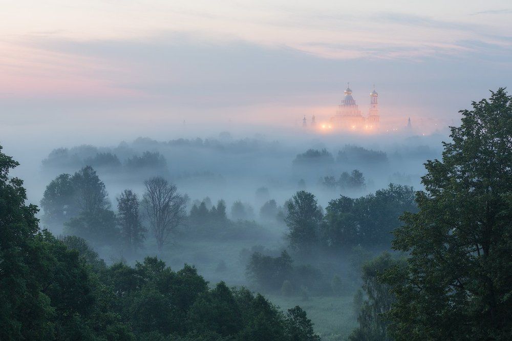 Там огни в тумане светят...