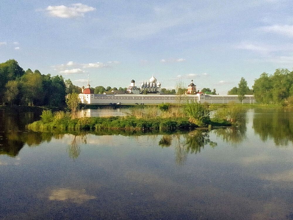 Весенний день на пруду