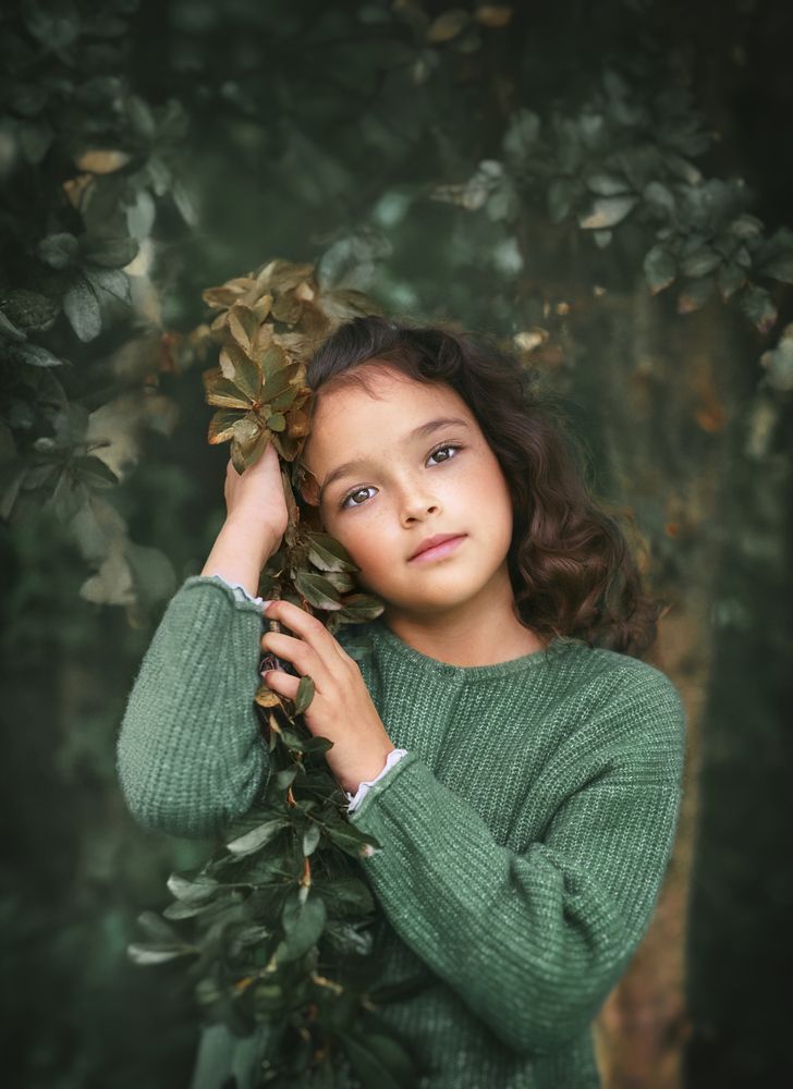 Between Leaves and Silence