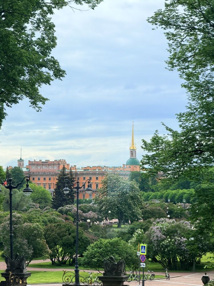 Фотография автора Регина Давыдова