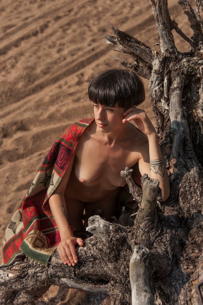 Photograph by Alexandre Dpari
