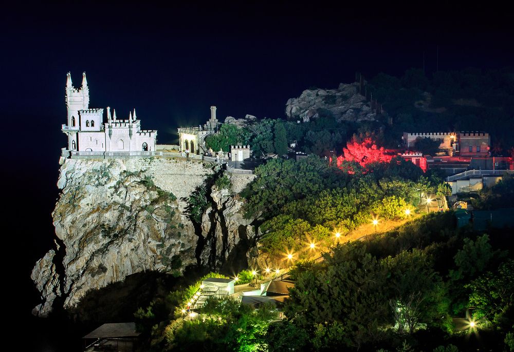 Ласточкино гнездо