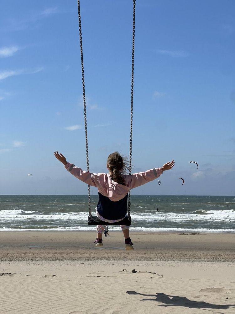 Photograph by Dimitri Eismann