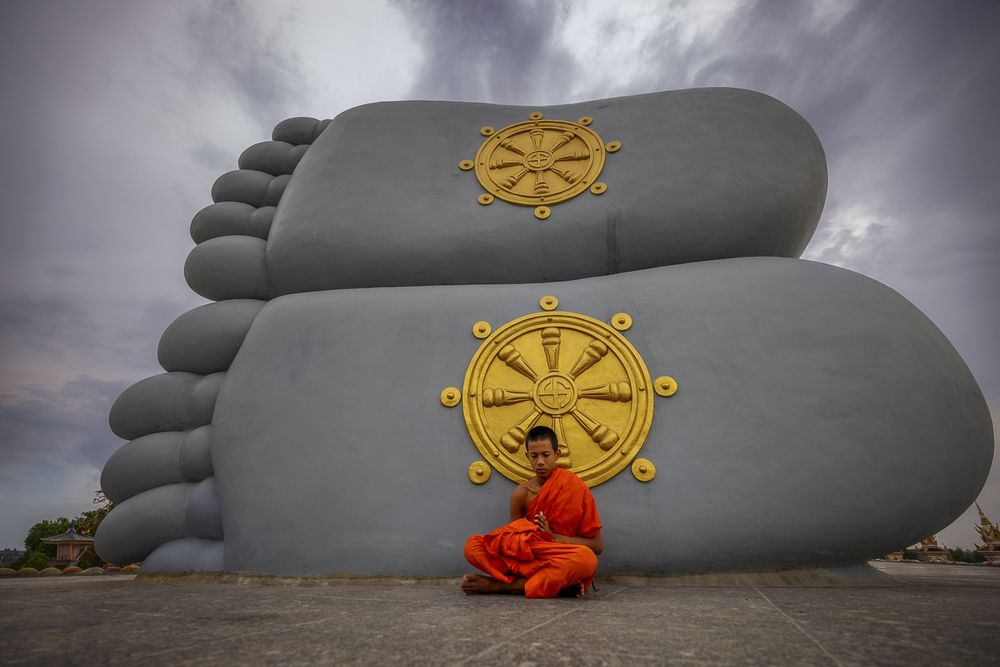 Under the Gaze of Silence