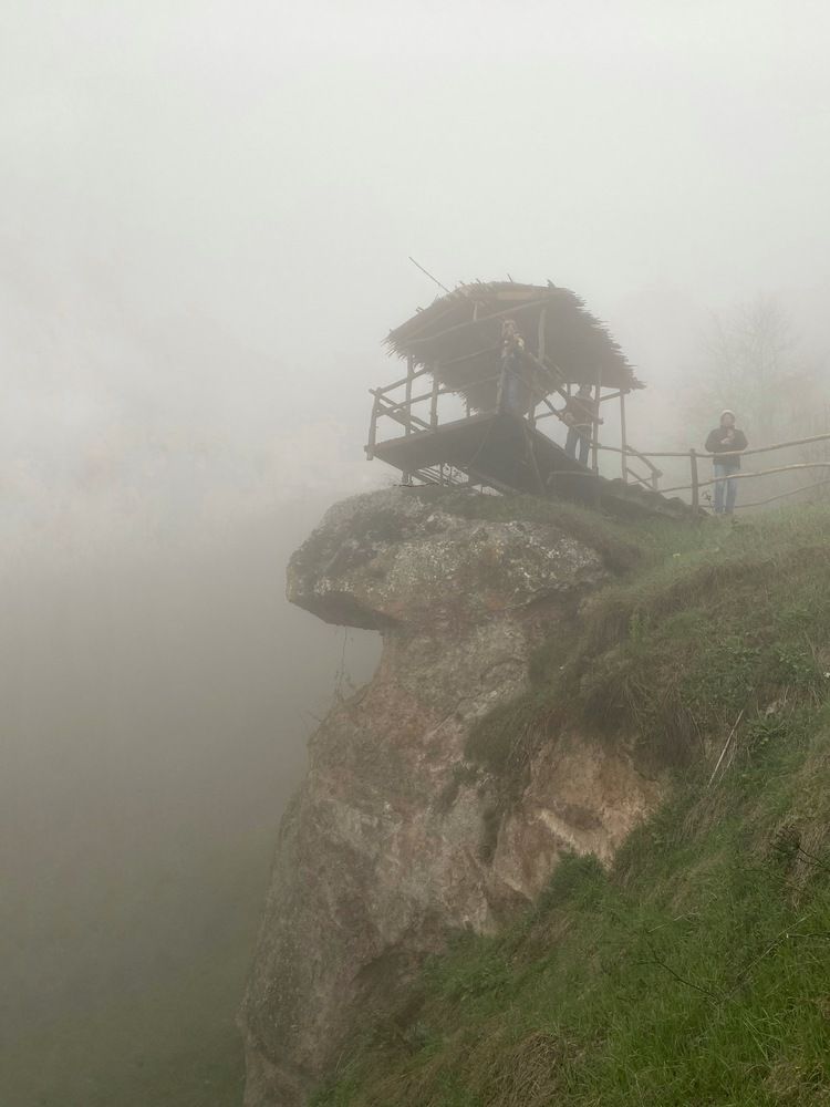 В облаках
