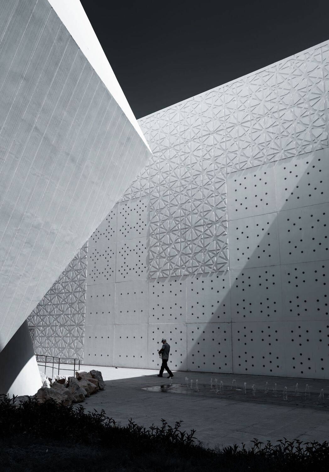 Geometry of Silence
